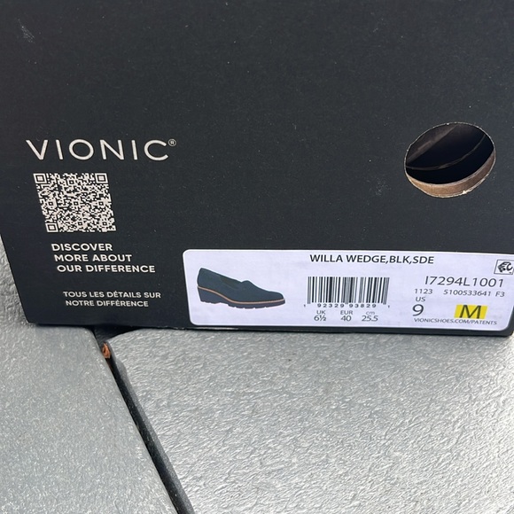 Vionic Willa Wedge size 9 black suede - Picture 6 of 6
